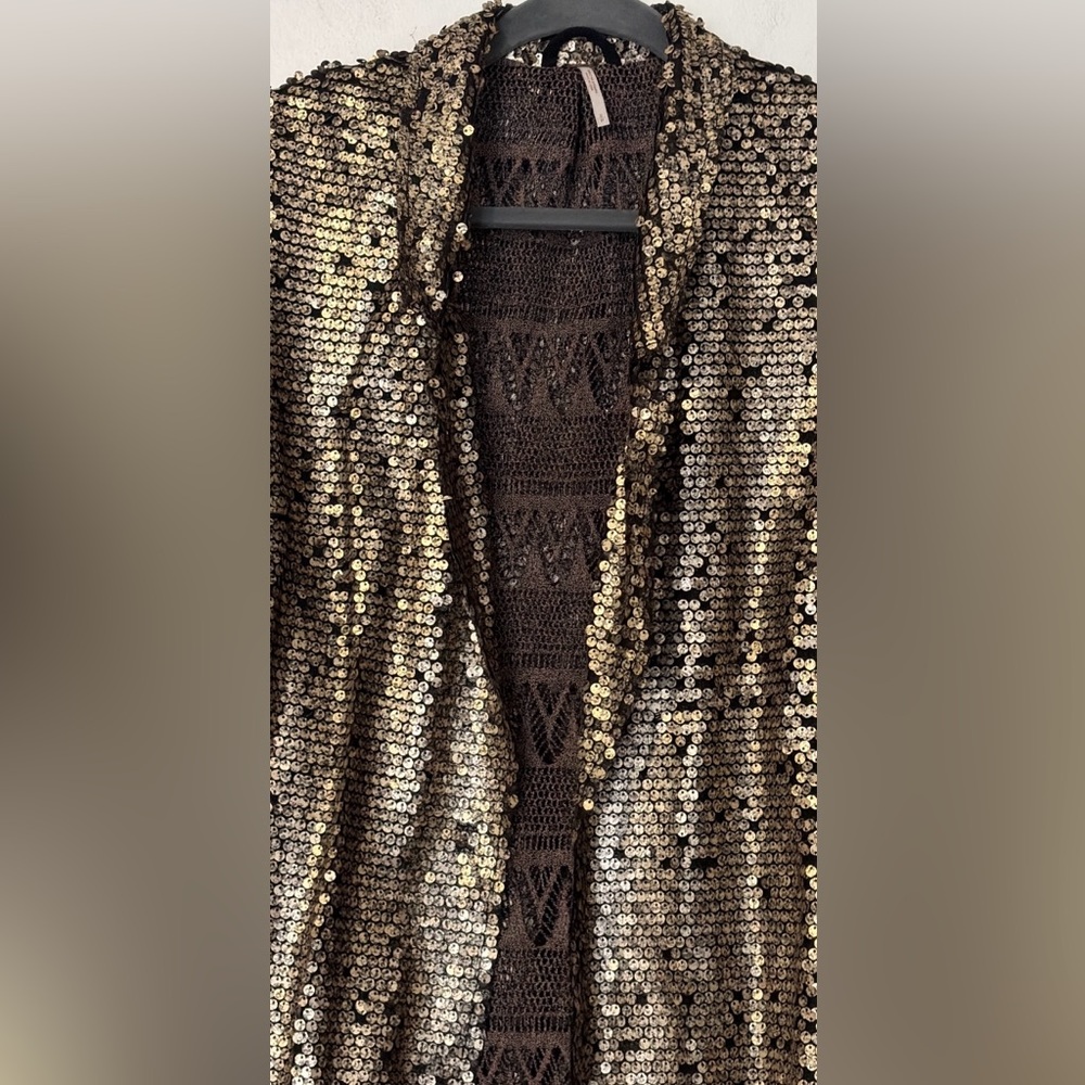 Free People Metallic Gold Sequin long Sleeve Jacket Womens SP - Picture 2 of 9